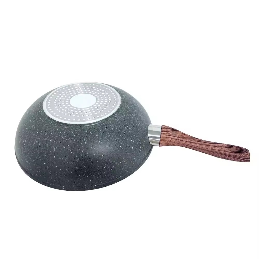مقلاة ألمنيوم للمطبخ من الحجر الطبي غير قابلة للالتصاق مع أطقم أواني طهي بمقبض خشبي